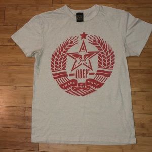 Obey tee